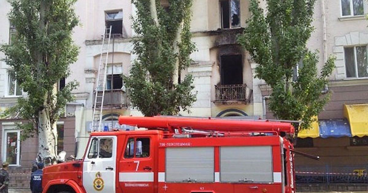 Одна людина загинула і сім травмовані в результаті вибуху у житловому будинку Дніпродзержинська.