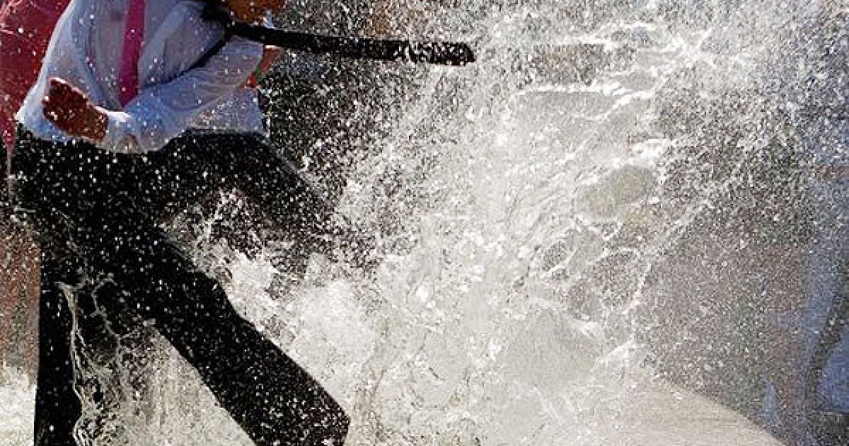 Фактично, свято "Останнього дзвоника" і випускні вечори відбудуться в один день. Фото: УНІАН / © УНІАН