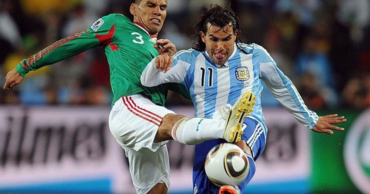 Збірна Аргентини з рахунком 3:1 перемогла Мексику у 1/8 фіналу Чемпіонату світу. / © AFP