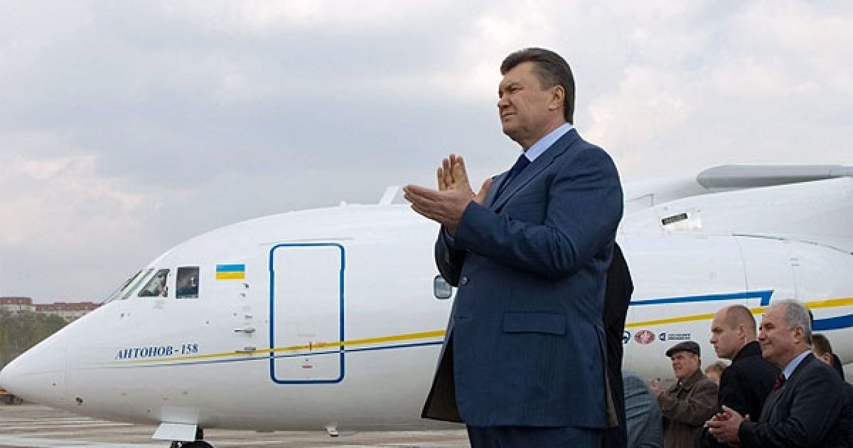 Президент України Віктор Янукович висловив переконання, що АН-158 і АН-148 обов’язково займуть гідне місце на повітряних трасах у різних державах світу. / © President.gov.ua