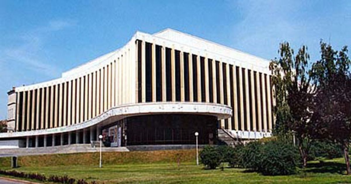 Національному палацу "Україна" — 40 років.