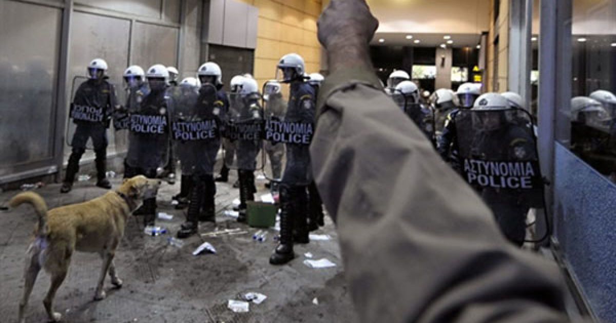 Масові мітинги і заворушення у Греції / © AFP