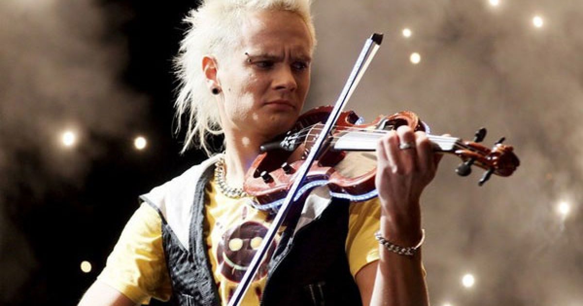 "Sunstroke Project" і Оля Тіра (Молдова) з піснею "Run Away" / © Getty Images/Fotobank