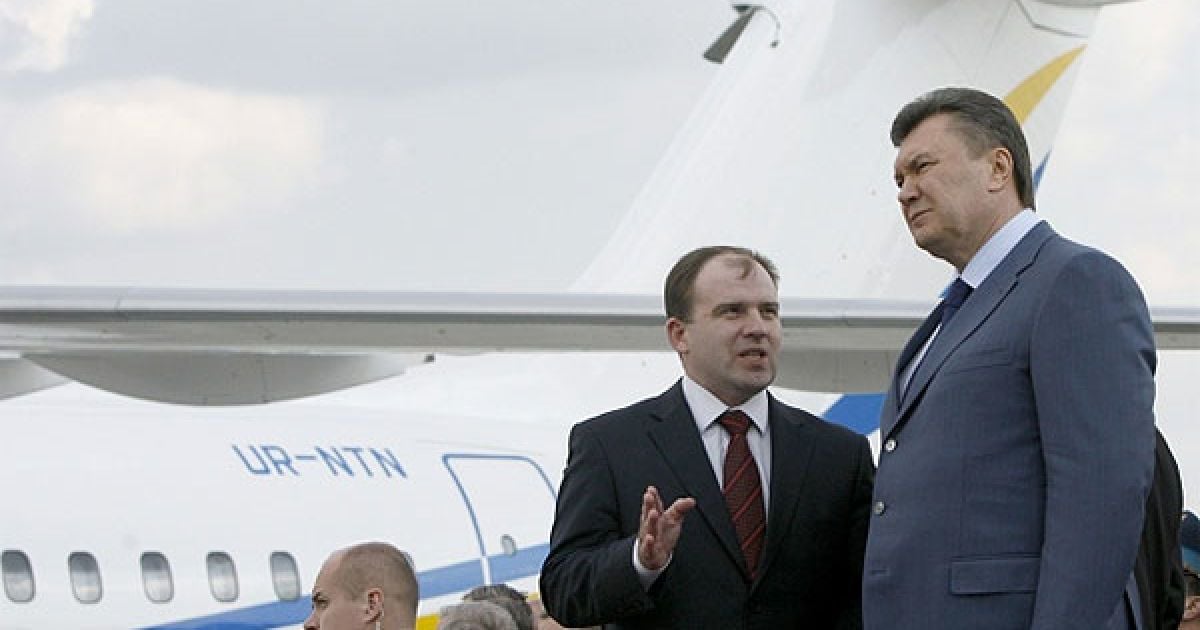 Президент висловив сподівання, що випробування нового літака пройдуть вдало, підкресливши, що АН-158 має характеристики кращі, аніж його попередник АН-148. / © President.gov.ua
