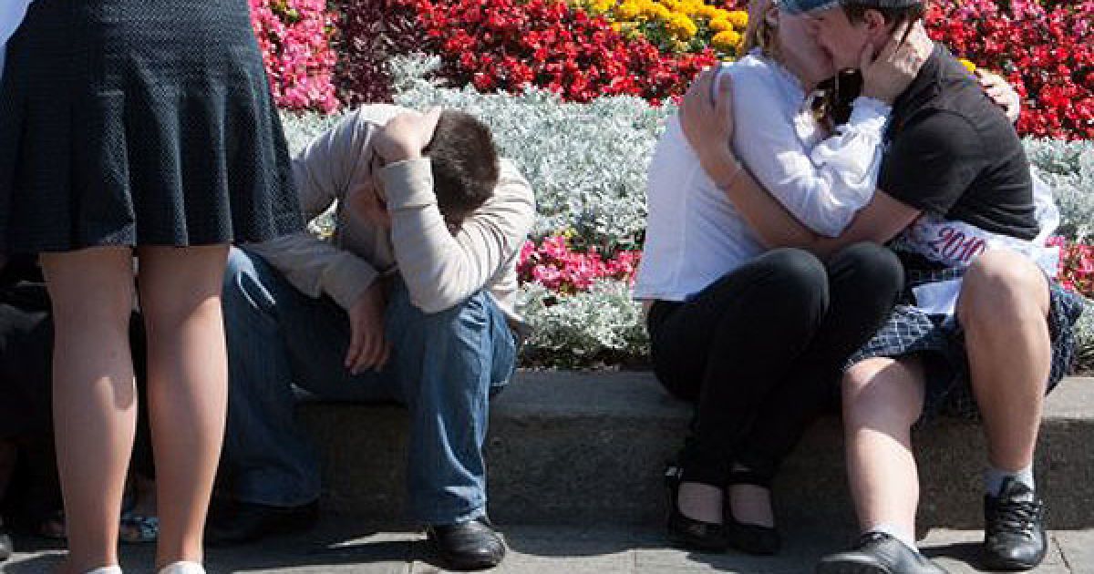 28 травня у школах Києва і Львова пролунали останні дзвоники. Фото: УНІАН / © УНІАН