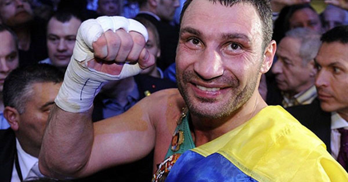 Віталій Кличко здобув 40-у перемогу в кар'єрі, провівши шостий захист чемпіонського поясу WBC. / © Getty Images/Fotobank