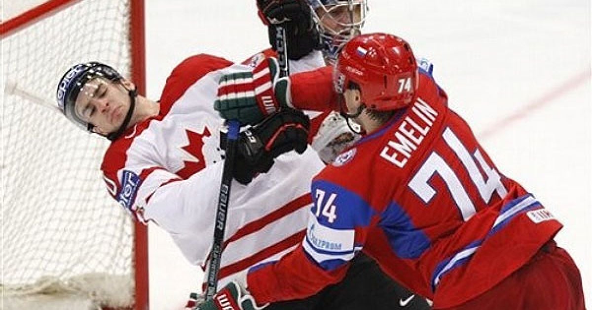 Росія розгромила Канаду на чемпіонаті світу з хокею з рахунком 5:2 і вийшла у півфінал. / © daylife.com
