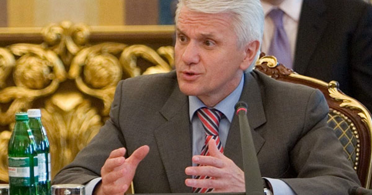 Литвин вважає, що депутати своєю відмовою від обладнання,  намагалися сподобатись виборцям