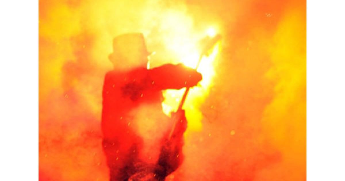 У Києві пройшов 4-ий міжнародний фестиваль вогню "Kiev Fire Fest 2010" / © AFP