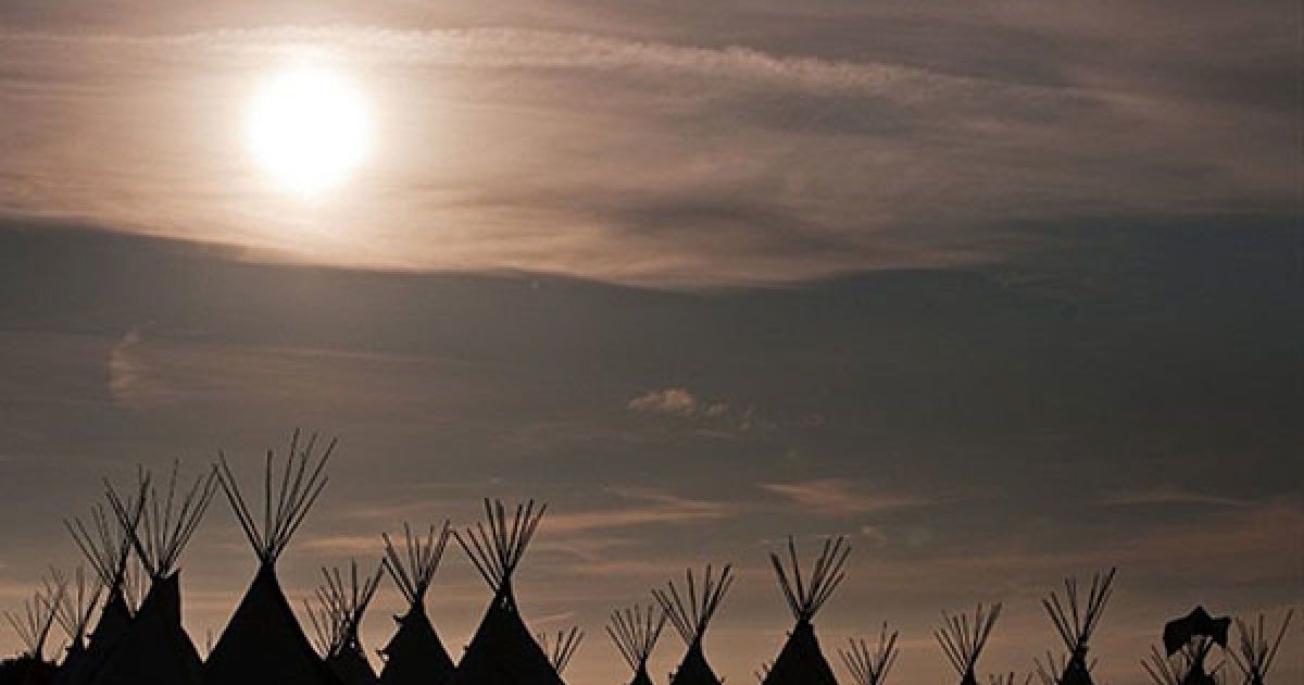 Музичний фестиваль у Гластонбері є однією з наймасштабніших у світі музчиною подією, що проходить простонеба. / © AFP