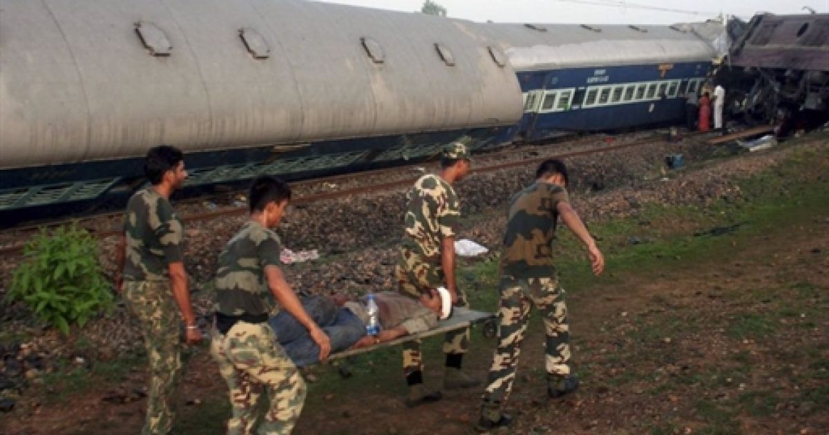 Ця катастрофа стала найбільшою в Індії за останні п'ять років.