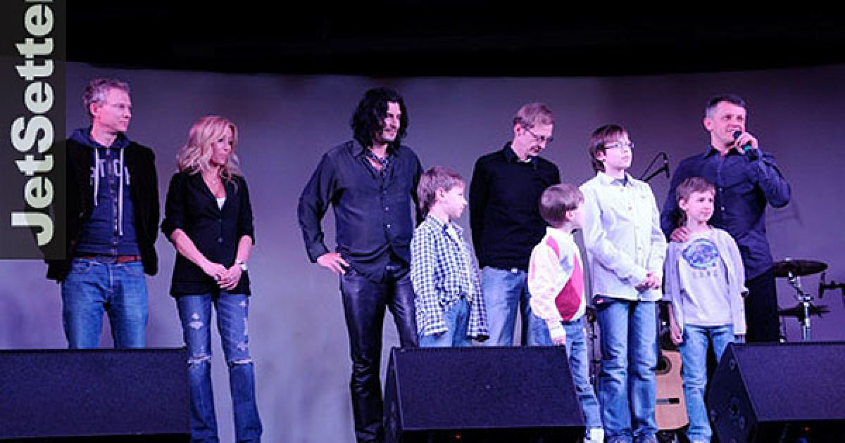 В одному з київських клубів відбулась презентація першого кліпа нового українського гурту TFC ("Tea Fun Club"). / © jetsetter.ua