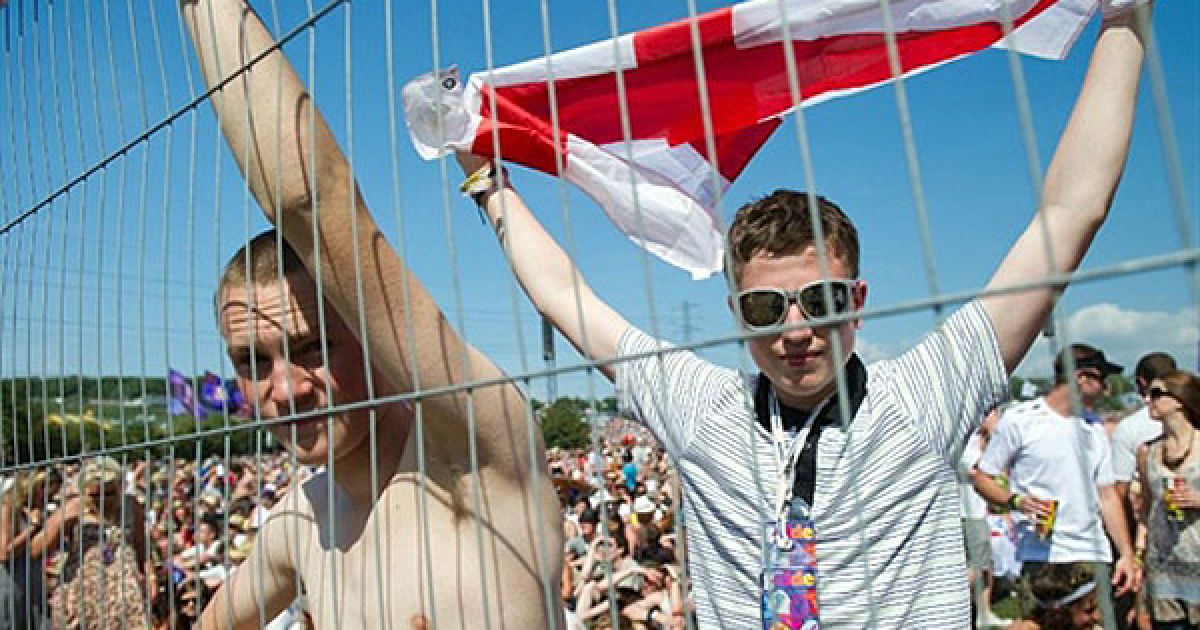 У британському Гластонбері стартував щорічний легендарний музичний фестиваль, який цього року відзначає своє 40-річчя. / © AFP