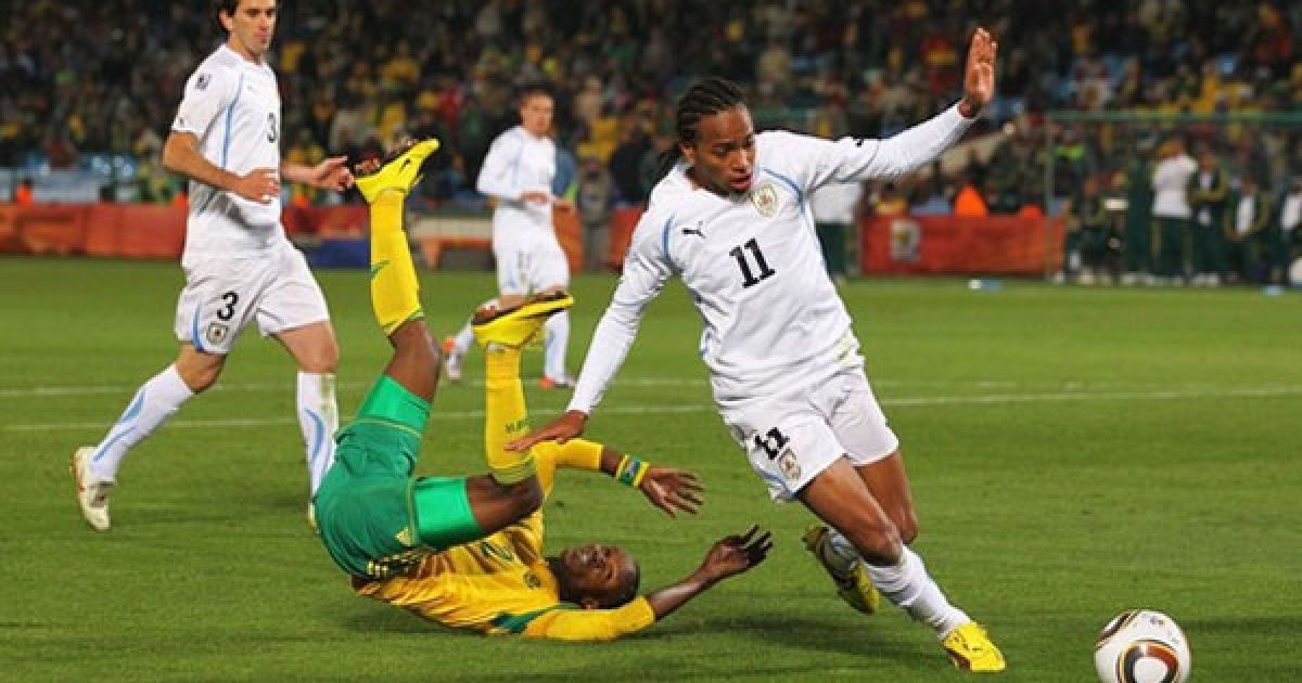 Альваро Перейра атакує / © Getty Images/Fotobank