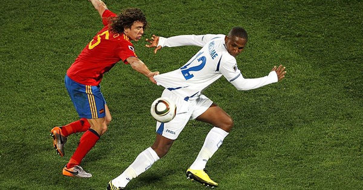 Збірна Іспанії з рахунком 2:0 впевнено перемогла Гондурас у другому турі Чемпіонату світу з футболу. / © AFP