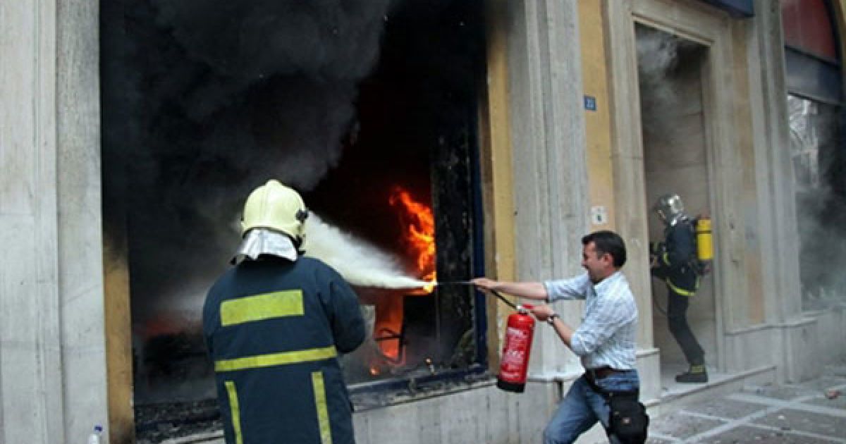 Масові мітинги і заворушення у Греції / © AFP