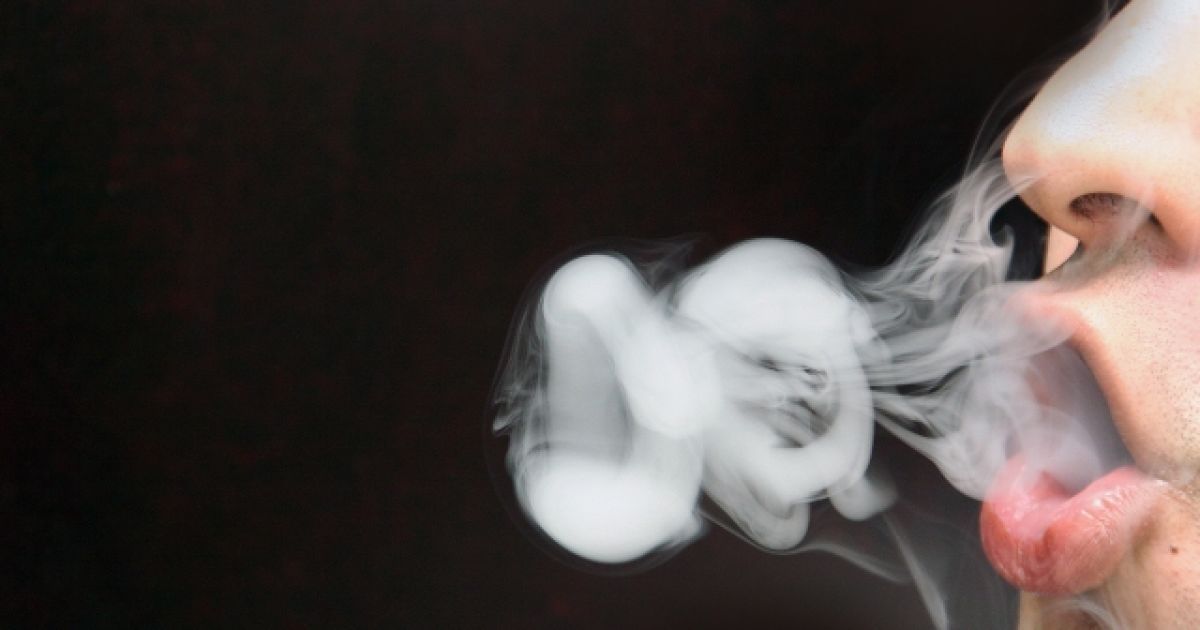 "Сови" курять більше