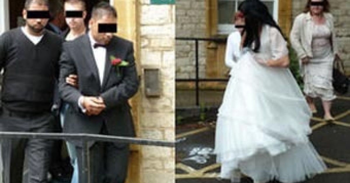 Жениха задержали прямо в загсе. Загс благовещенск фото. Жениха задержали прямо в загсе. Жениха задержали прямо в загсе. Фото загс за октябрь 2022.