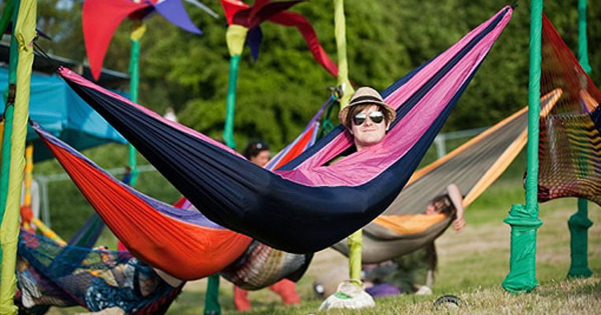 Житимуть гості фестивалю у наметах простонеба. / © AFP