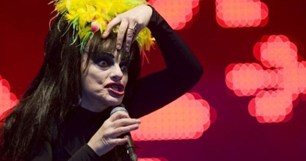 Німеччина, Халле. Виступ німецької співачки Ніни Хаген на музичному фестивалі "Open Haendels" у східному німецькому місті Халле. Ніна Хаген представила пісні зі свого нового альбому "Personal Jesus". / © AFP