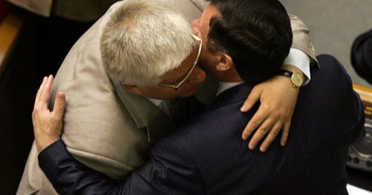 Коаліція призначила Адама Мартинюка першим віце-спікером ВР, незважаючи на незгоду опозиції. / © УНІАН