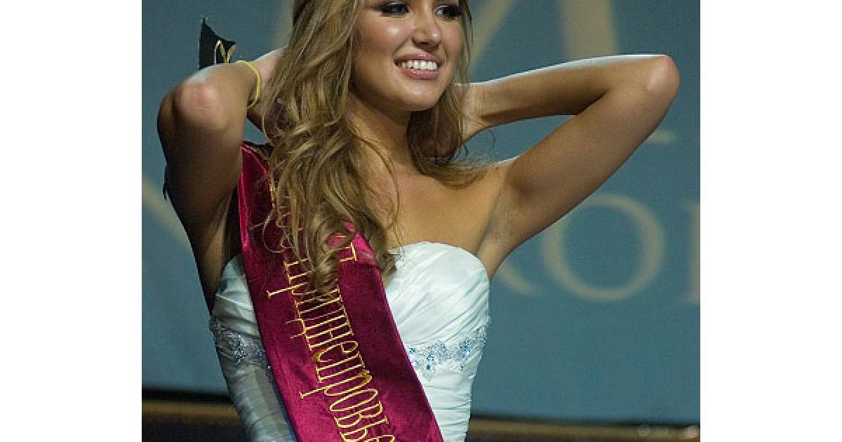 Міс Придніпров&rsquo;я-2010 було обрано Ганну Поляєву. / © Украинское Фото