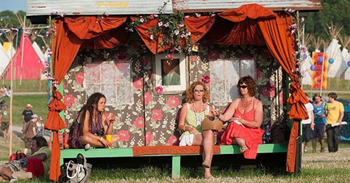 У британському Гластонбері стартував щорічний легендарний музичний фестиваль, який цього року відзначає своє 40-річчя. / © AFP