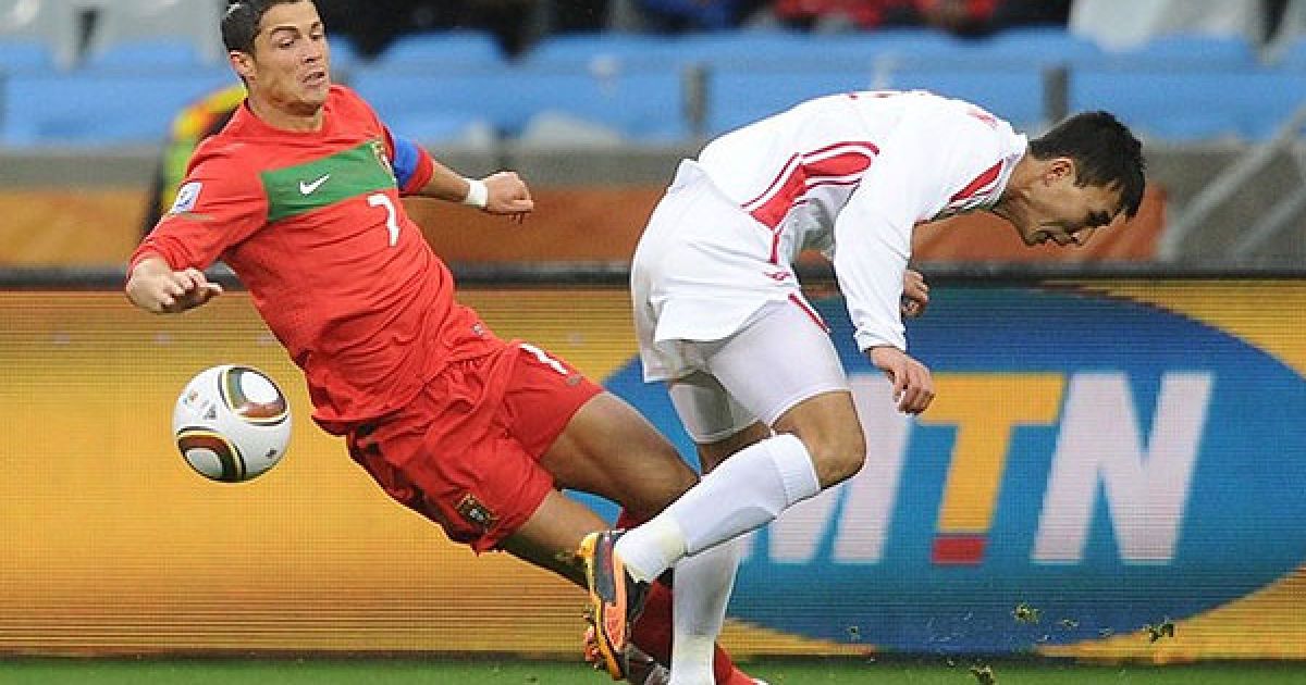 Збірна Португалії перемогла збірну КНДР із розгромним рахунком 7:0 у другому турі Чемпіонату світу з футболу. / © daylife.com