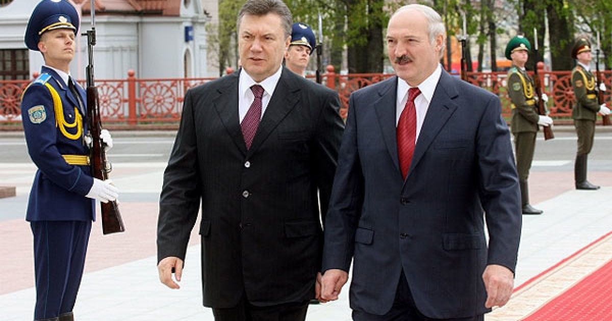 Головний регіонал у Раді запевнив, що шляхом Лукашенка Янукович не піде