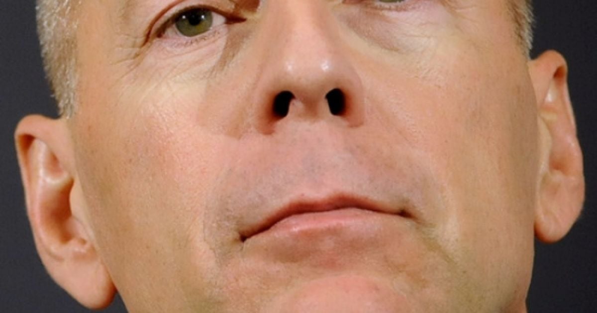 У Брюса Вілліса є три дочки від минулого шлюбу з акторкою Деми Мур