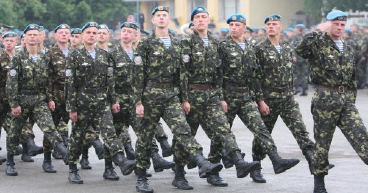 Сьогодні в Україні День Збройних Сил.