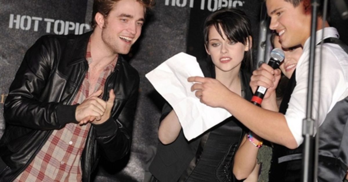 Роберт Паттінсон і Крістен Стюарт / © AFP