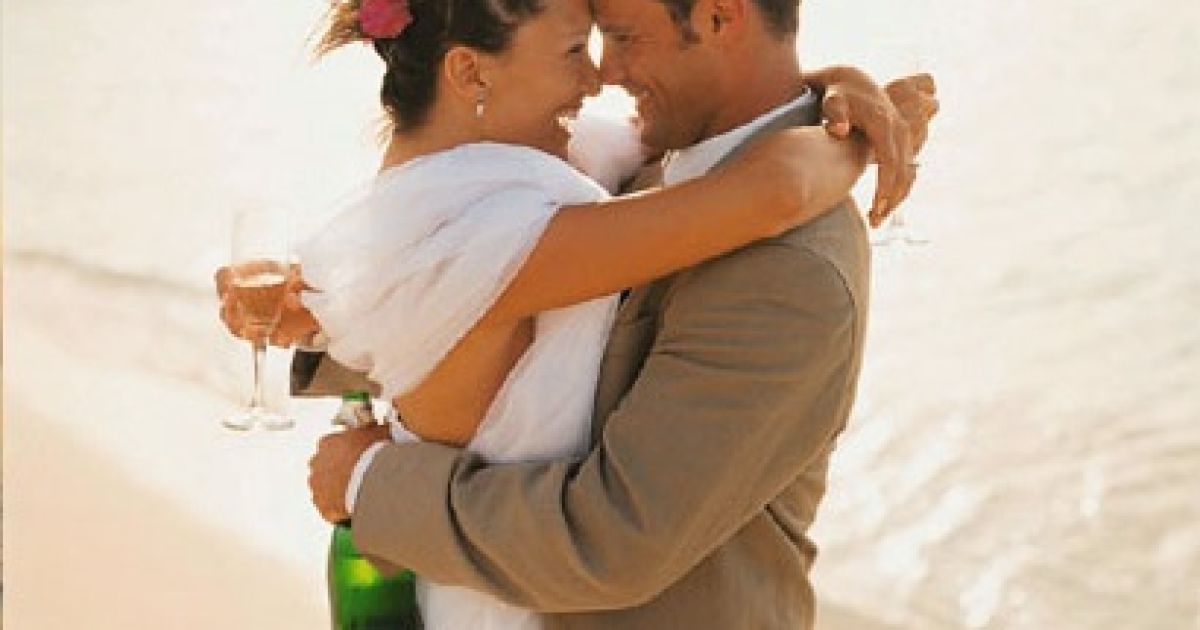 Учені довели, що жінки з низьким IQ шукають багатих чоловіків