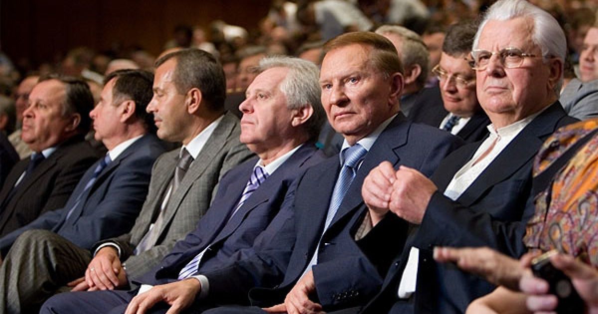 Віктор Янукович запропонував присвятити 5 років гуманітарним реформам: провести діалог культур, створити національну електрону бібліотеку та проводити якісну державну інформаційну політику. / © President.gov.ua