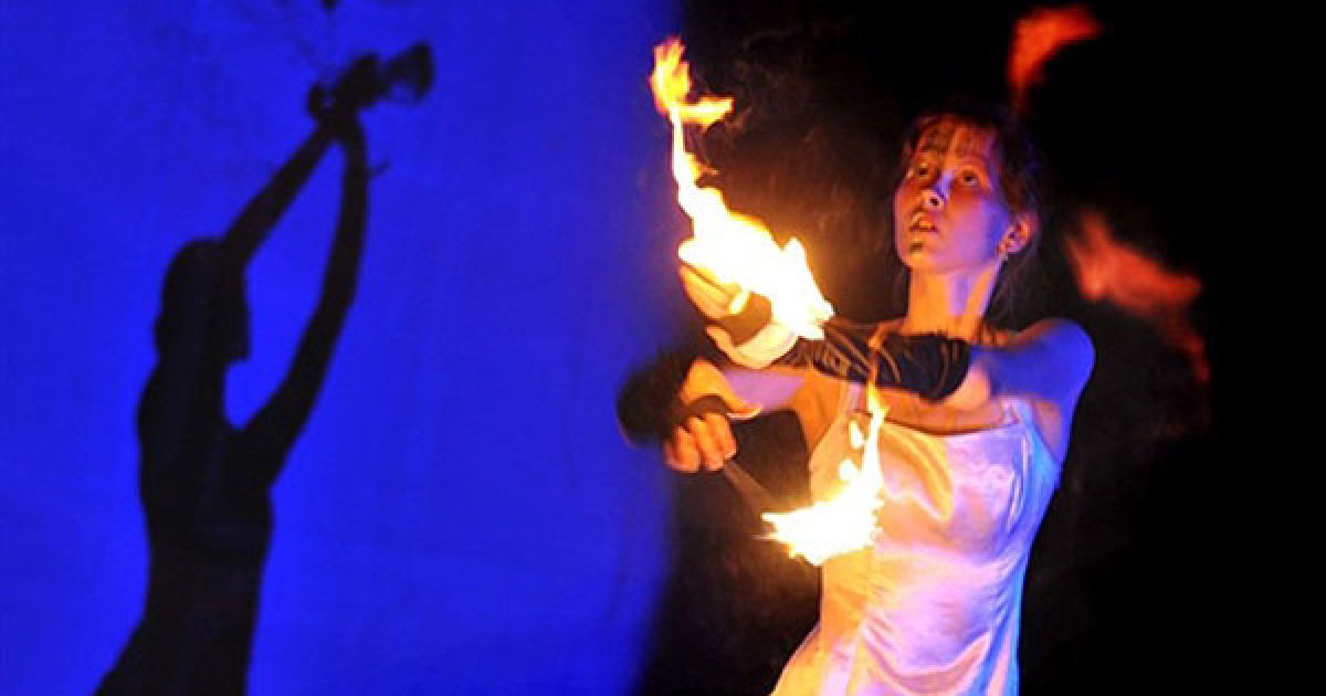 У Києві пройшов 4-ий міжнародний фестиваль вогню "Kiev Fire Fest 2010" / © AFP