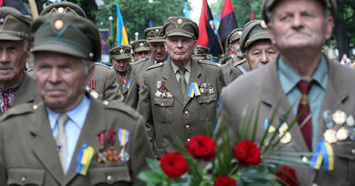 На Львівщині відзначили День Героїв / © УНІАН