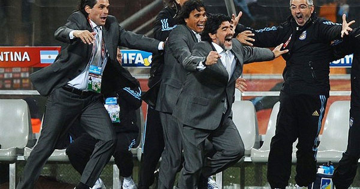 Тренер збірної аргентини Дієго Марадона у захваті від кожного голу своєї команди / © AFP