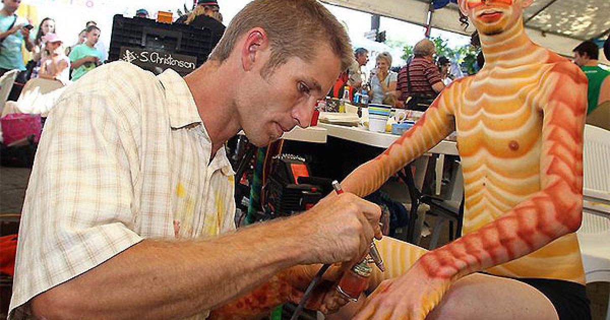 Моделями для митців стали не тільки дівчата, а й чоловіки. / © Getty Images/Fotobank