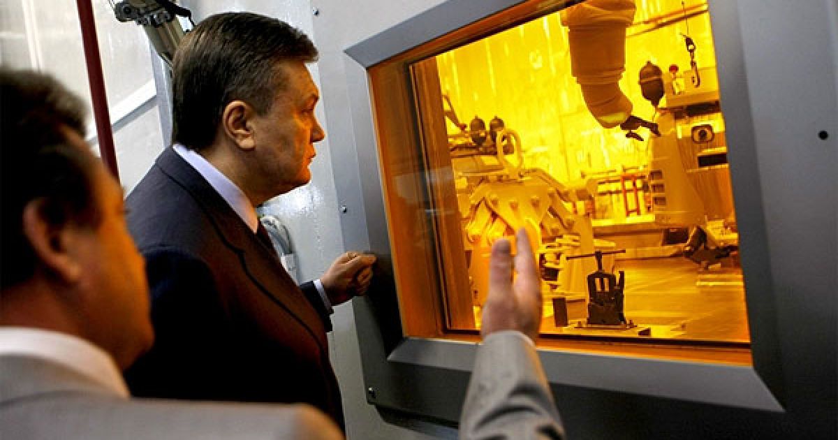 Віктор Янукович ознайомився з ходом будівництва заводів з переробки твердих і рідких радіоактивних відходів. / © President.gov.ua