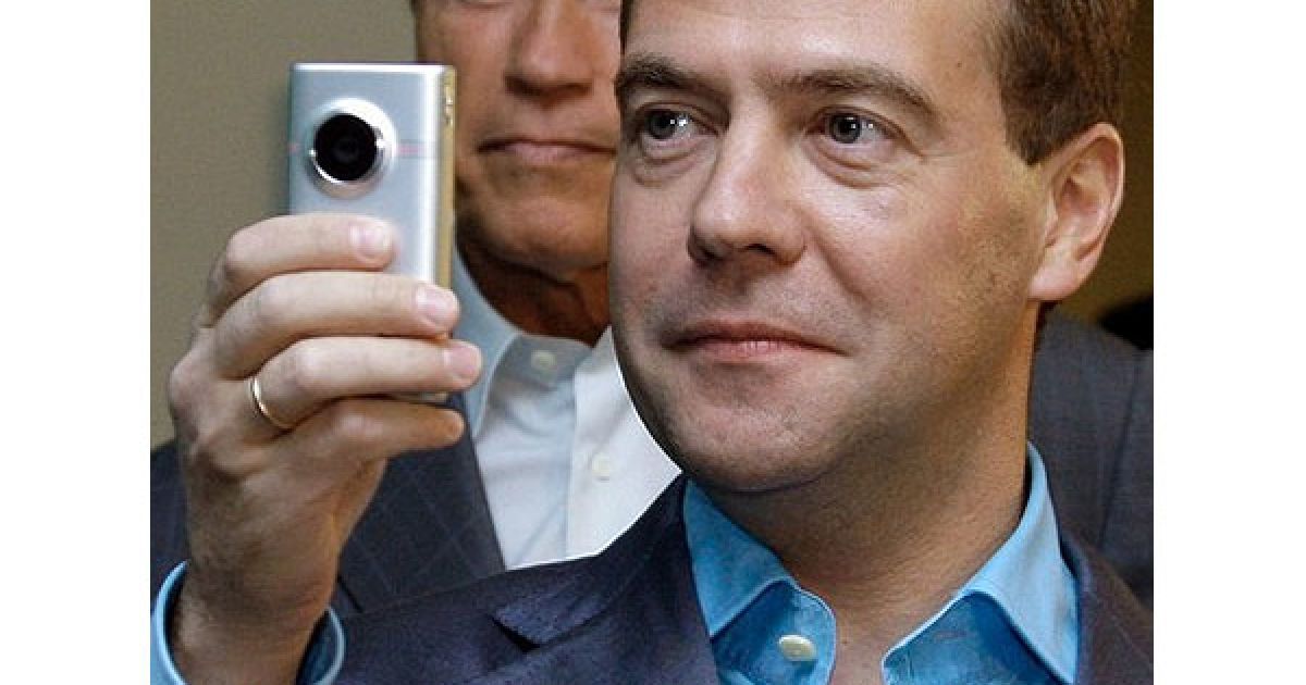 Візит президента Росії називають "інноваційним візитом" &ndash; більшу частину свого часу в США Медведєв має намір присвятити налагодженню співпраці у сфері інновацій і високих технологій. / © AFP