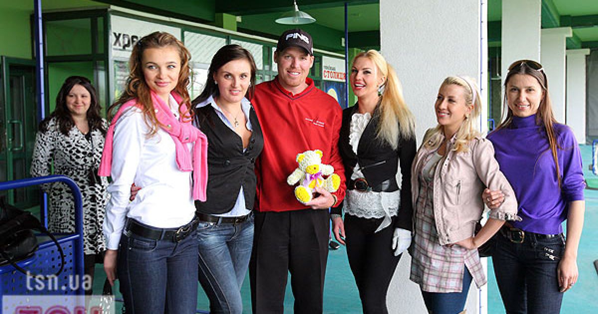 "Гольф на шпильках" влаштували українські зірки