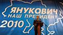 Янукович: нормальні люди на Майдан не підуть