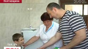 Мужчина спас двоих детей