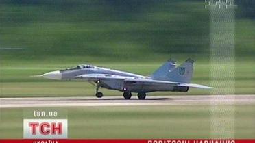 Сегодня в украинское небо ворвались четыре белорусских истребителя