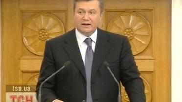 Янукович отчитал губернатора, который осмелился его перебить