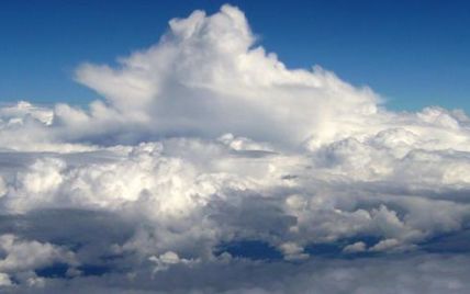 Хмари над поверхнею Землі знизилися майже на 40 метрів