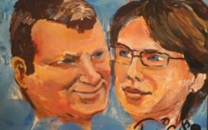 Художник Прікассо намалював портрет мера Риги та його заступника пенісом