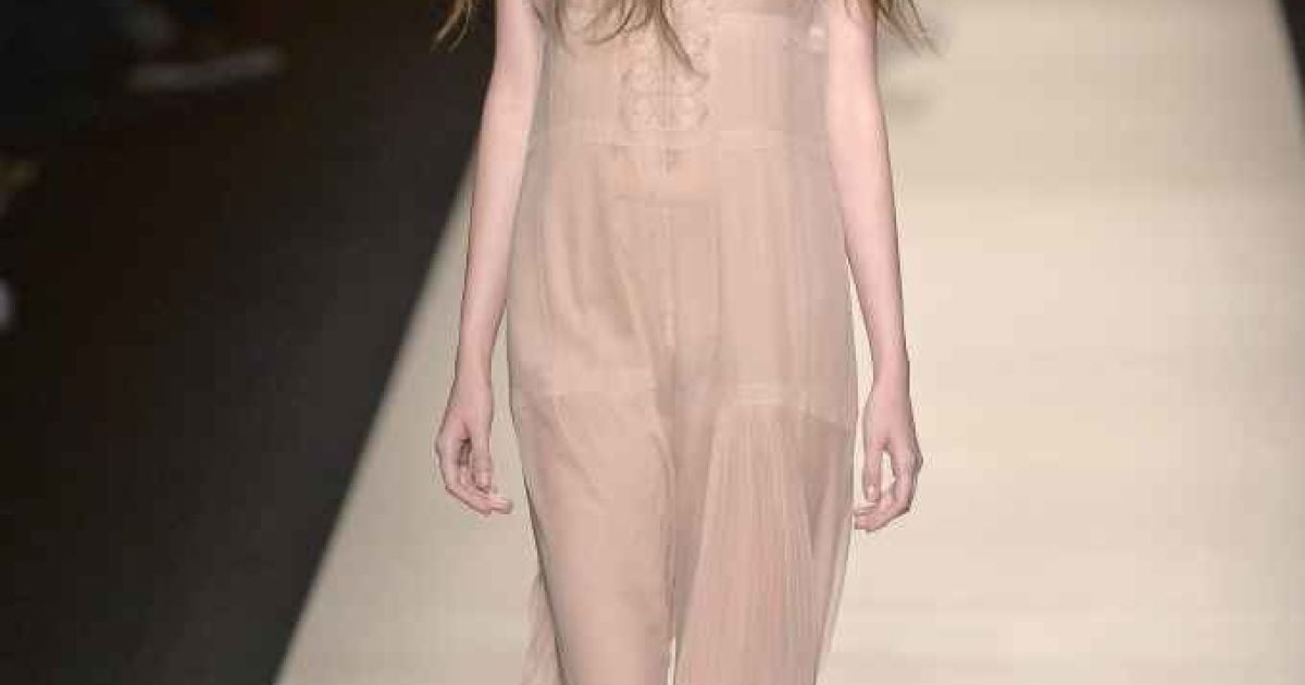 Коллекция Alberta Ferretti прет-а-порте сезона весна-лето 2015