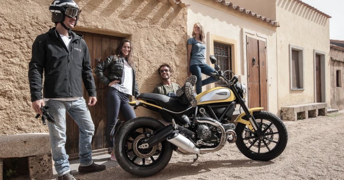 Ducati начал производство байка Scrambler