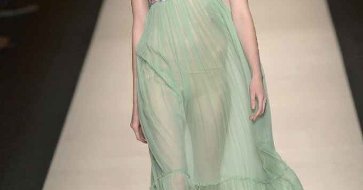Коллекция Alberta Ferretti прет-а-порте сезона весна-лето 2015